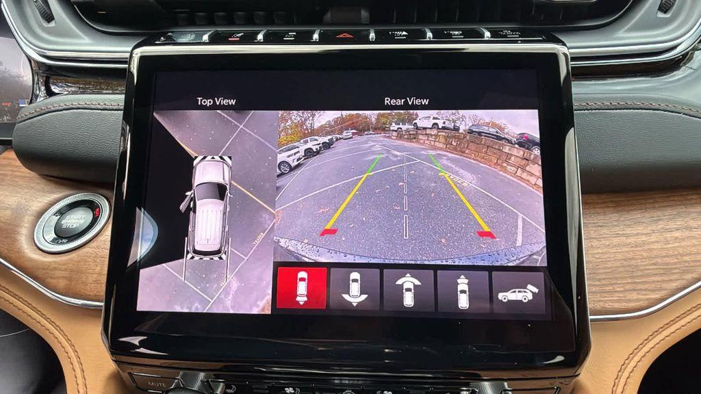 new 2025 Jeep Grand Cherokee car, priced at $68,044