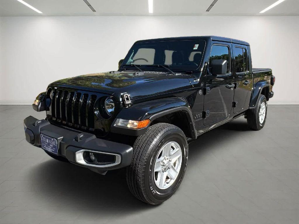 used 2022 Jeep Gladiator car, priced at $34,477