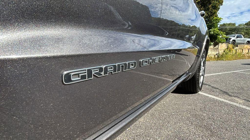 used 2020 Jeep Grand Cherokee car, priced at $23,639