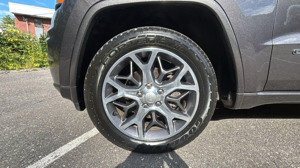 used 2020 Jeep Grand Cherokee car, priced at $23,639