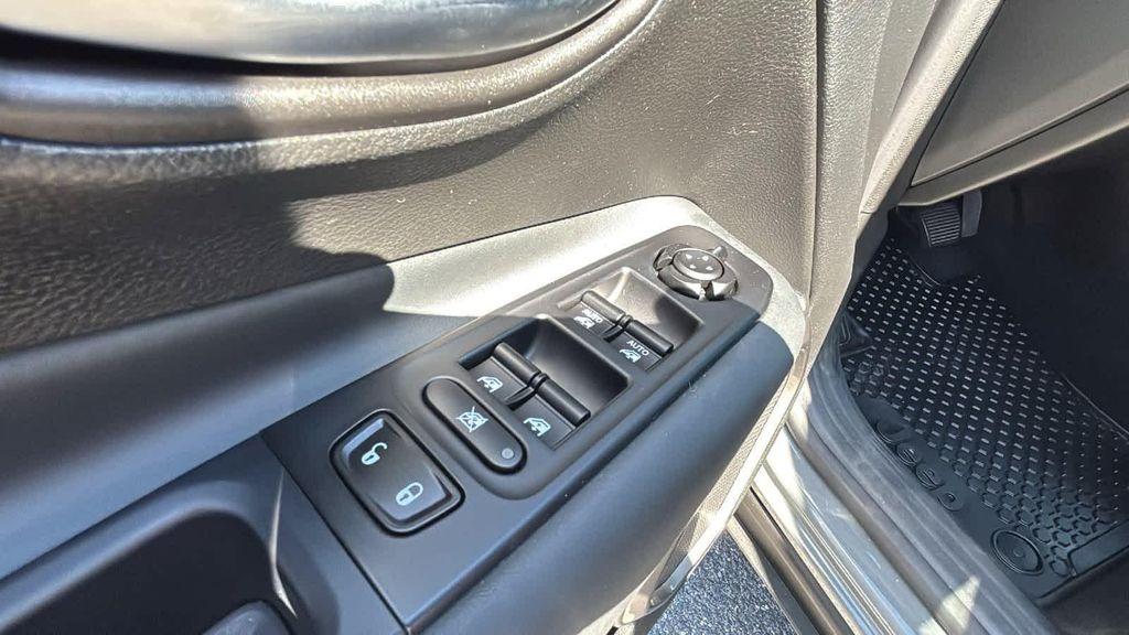 used 2022 Jeep Renegade car, priced at $21,977
