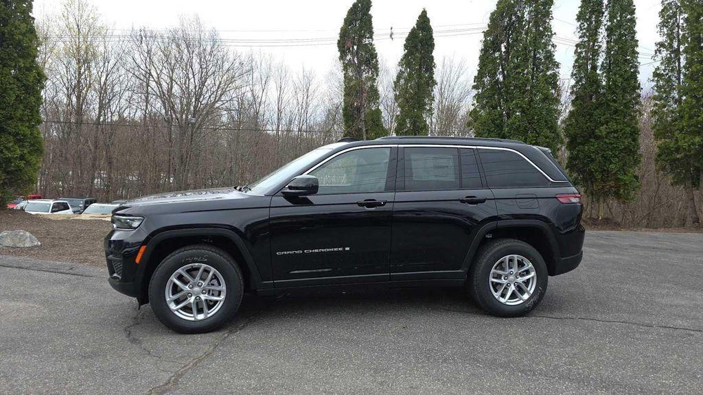new 2025 Jeep Grand Cherokee car, priced at $41,302