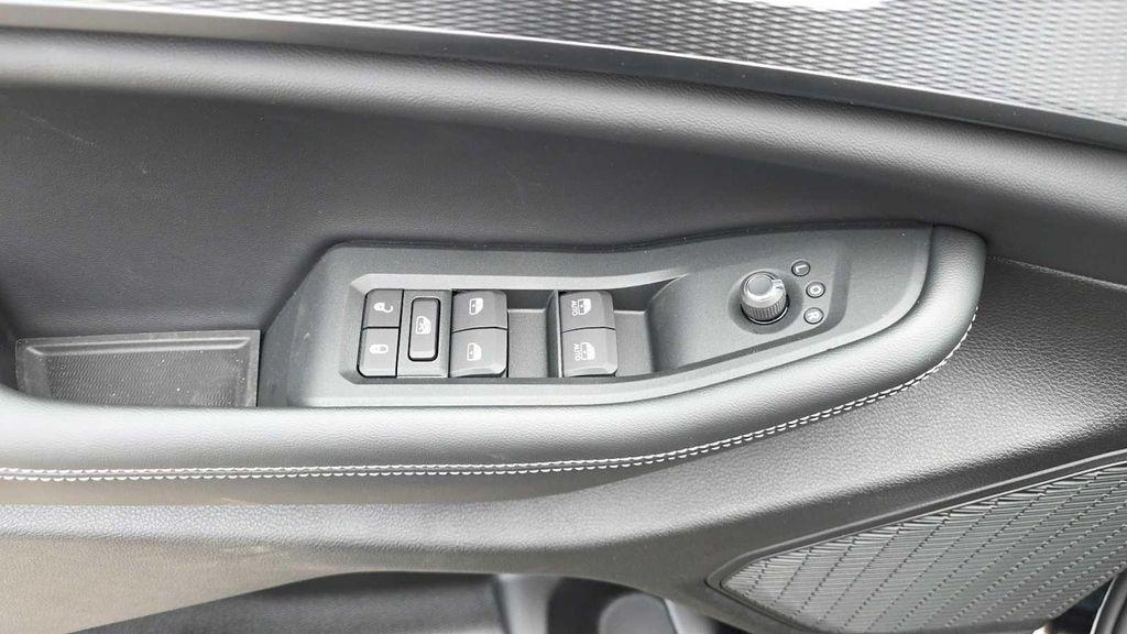 new 2025 Jeep Grand Cherokee car, priced at $41,302