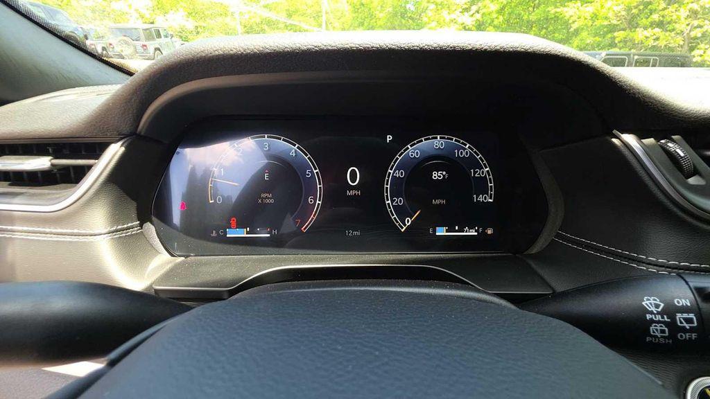 new 2025 Jeep Grand Cherokee L car, priced at $48,273
