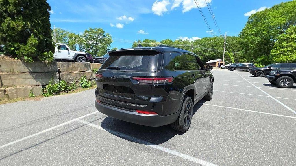 new 2025 Jeep Grand Cherokee L car, priced at $48,273