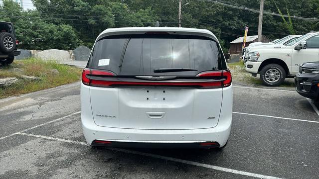 new 2024 Chrysler Pacifica car, priced at $49,092