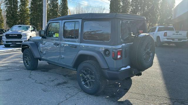 new 2025 Jeep Wrangler car, priced at $46,071