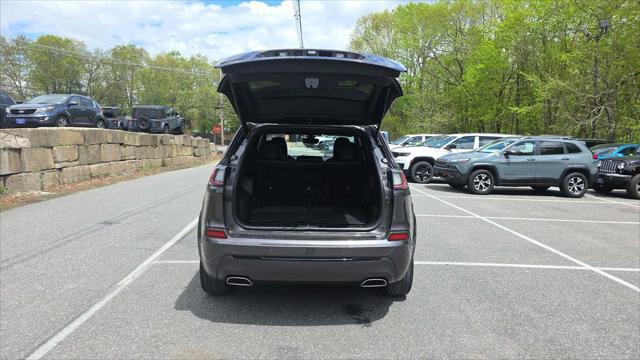 used 2019 Jeep Cherokee car, priced at $22,578