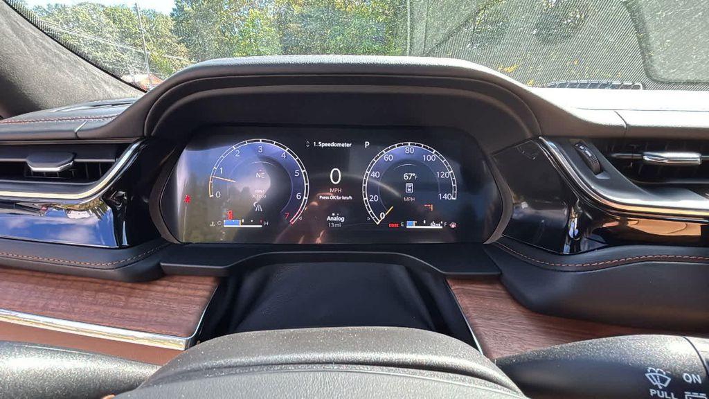 new 2025 Jeep Grand Cherokee car, priced at $69,474