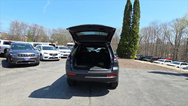 new 2025 Jeep Grand Cherokee car, priced at $48,458