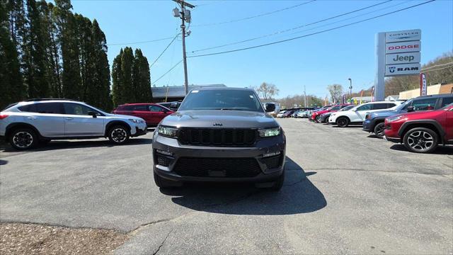 new 2025 Jeep Grand Cherokee car, priced at $48,458