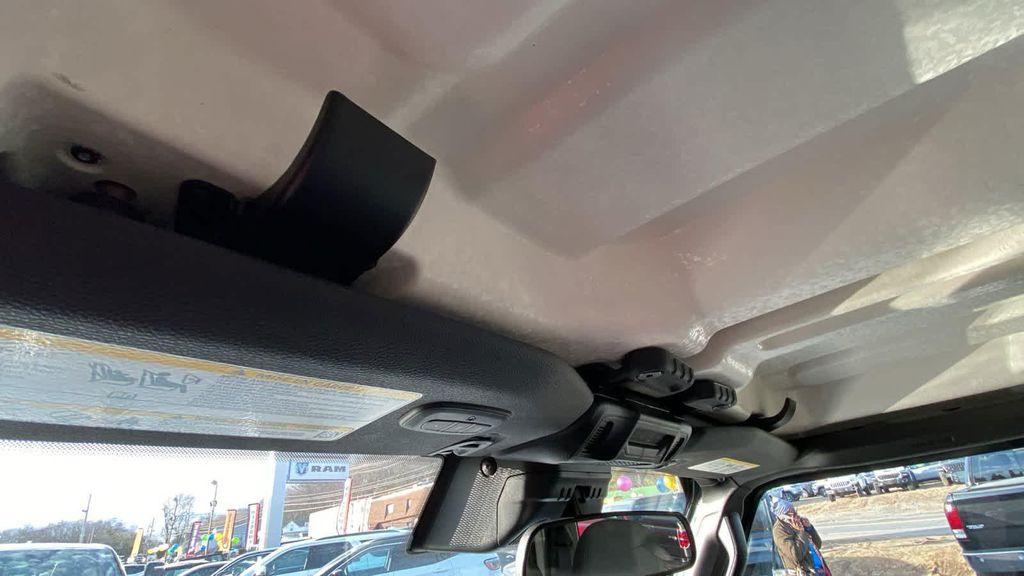 new 2025 Jeep Wrangler car, priced at $40,652