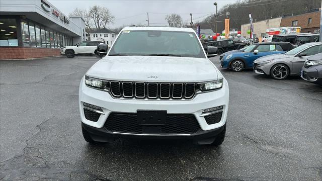 new 2025 Jeep Grand Cherokee car, priced at $47,270