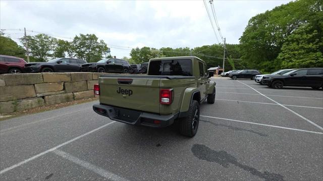 new 2025 Jeep Gladiator car, priced at $40,551