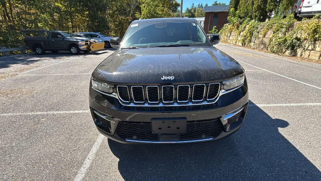 new 2025 Jeep Grand Cherokee car, priced at $51,550