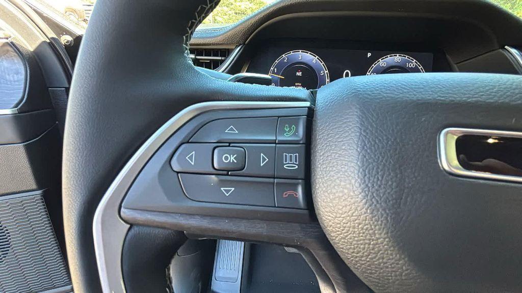 new 2025 Jeep Grand Cherokee car, priced at $51,550