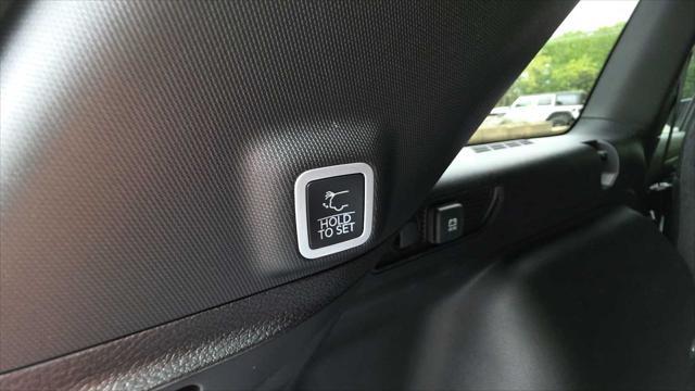 new 2025 Jeep Grand Cherokee car, priced at $45,165
