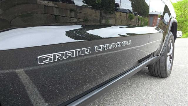 used 2021 Jeep Grand Cherokee car, priced at $31,990