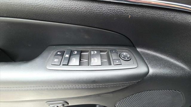 used 2021 Jeep Grand Cherokee car, priced at $31,990