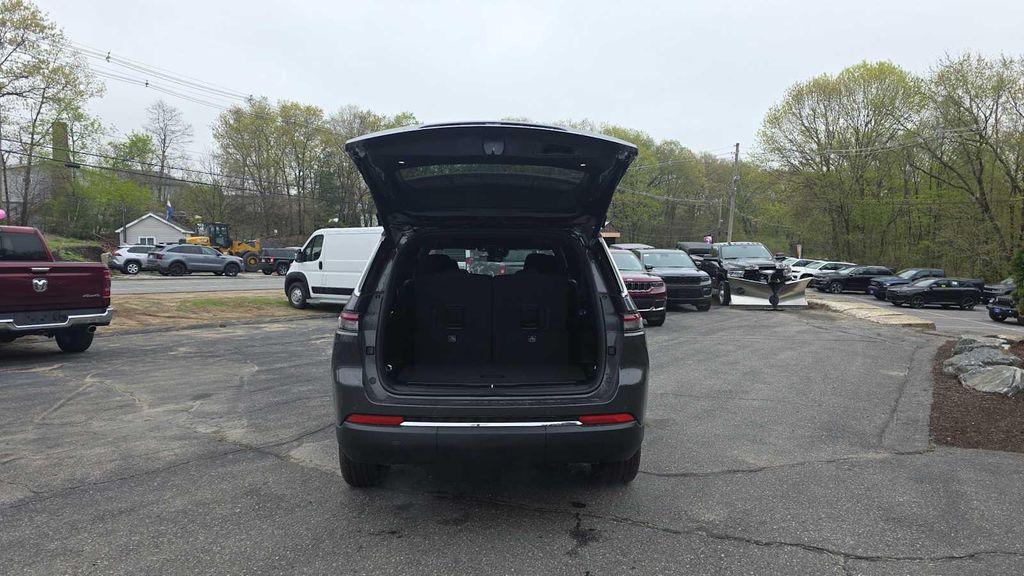 new 2025 Jeep Grand Cherokee L car, priced at $45,710