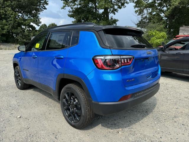 new 2024 Jeep Compass car, priced at $39,023