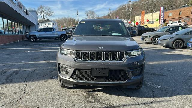 new 2025 Jeep Grand Cherokee car, priced at $42,778