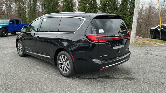 new 2023 Chrysler Pacifica car, priced at $53,322