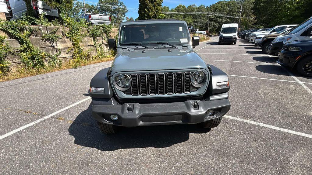 new 2025 Jeep Wrangler car, priced at $41,930