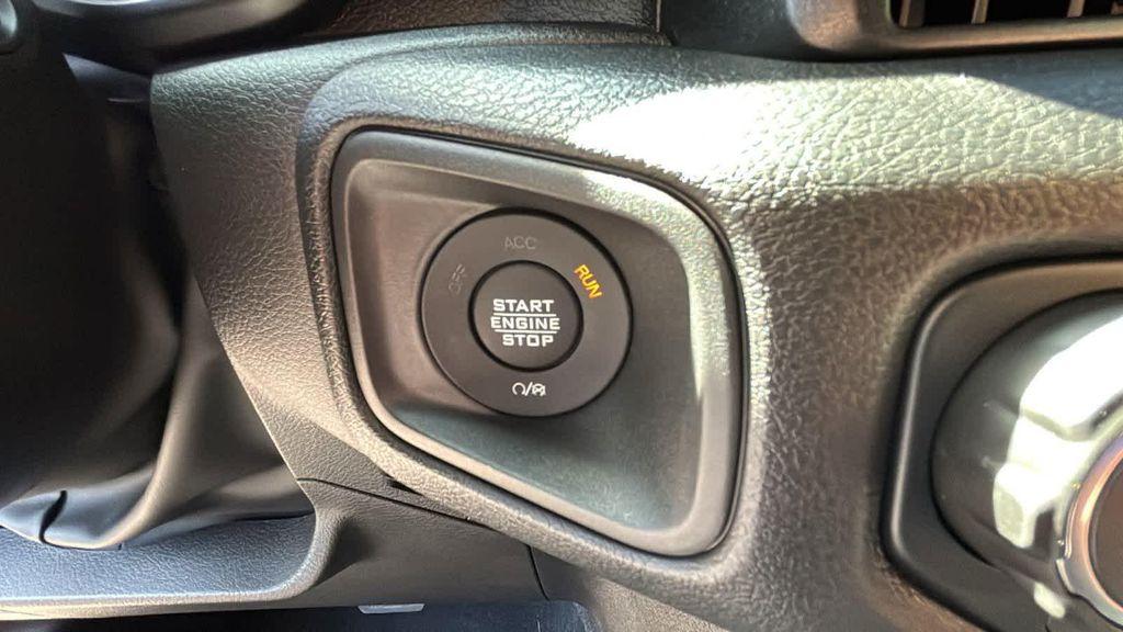 new 2025 Jeep Wrangler car, priced at $41,930
