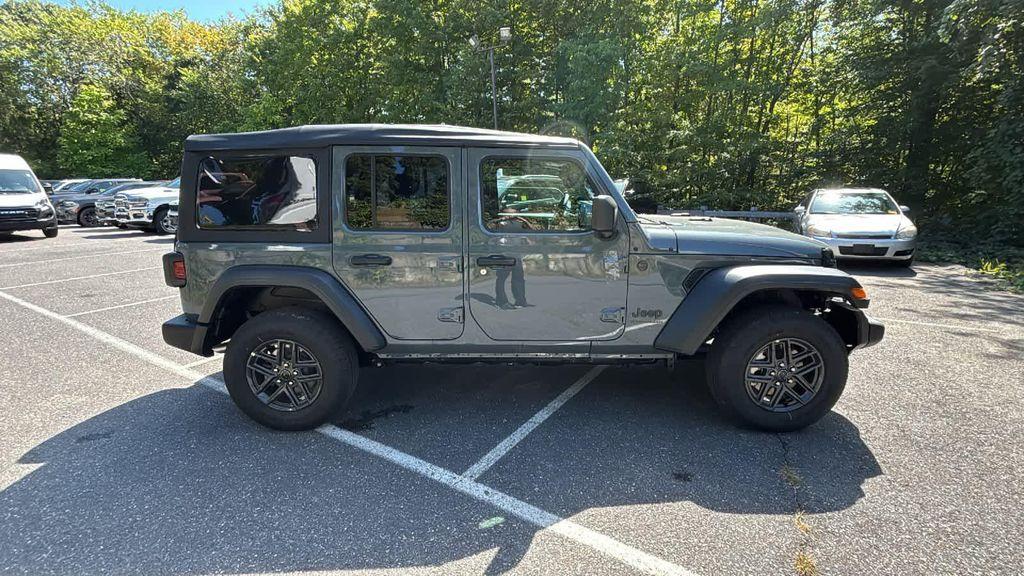 new 2025 Jeep Wrangler car, priced at $41,930