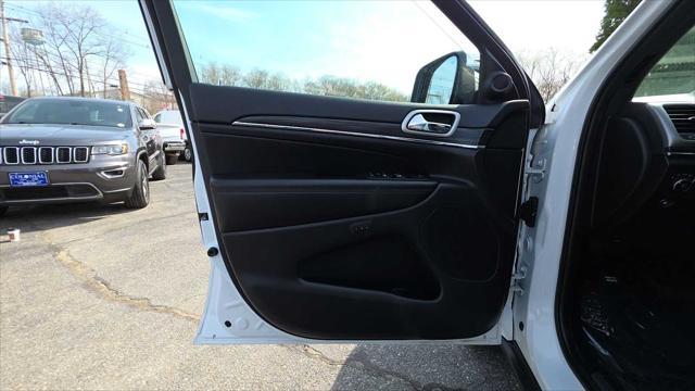 used 2022 Jeep Grand Cherokee car, priced at $30,451