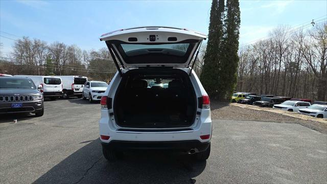 used 2022 Jeep Grand Cherokee car, priced at $30,451