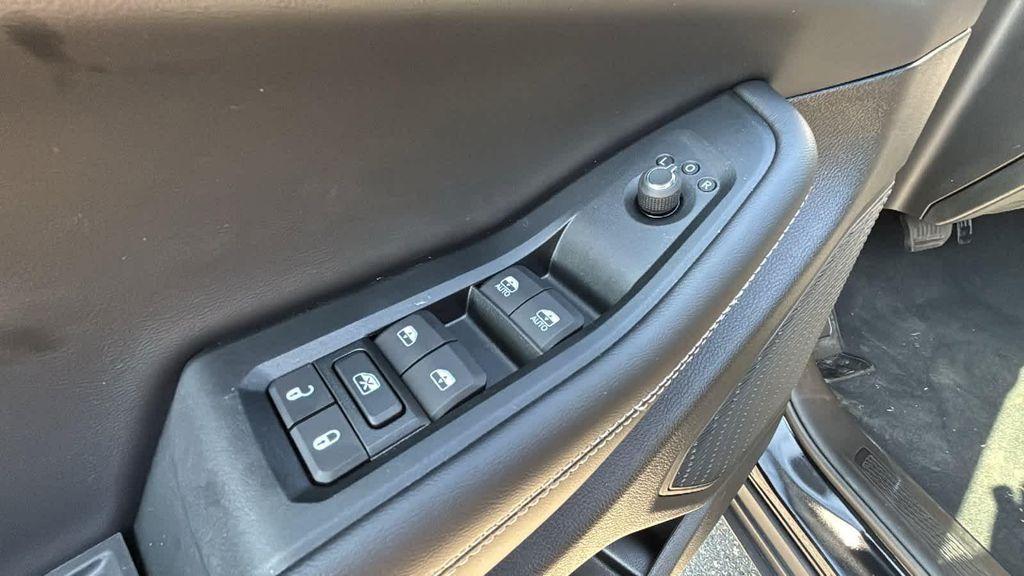 new 2025 Jeep Grand Cherokee car, priced at $46,924