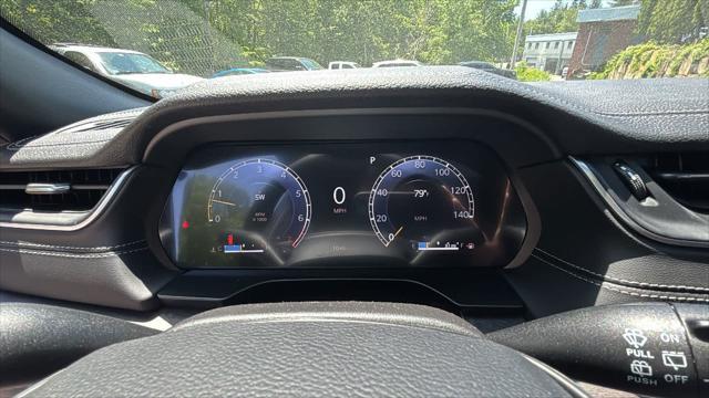 new 2025 Jeep Grand Cherokee car, priced at $51,385
