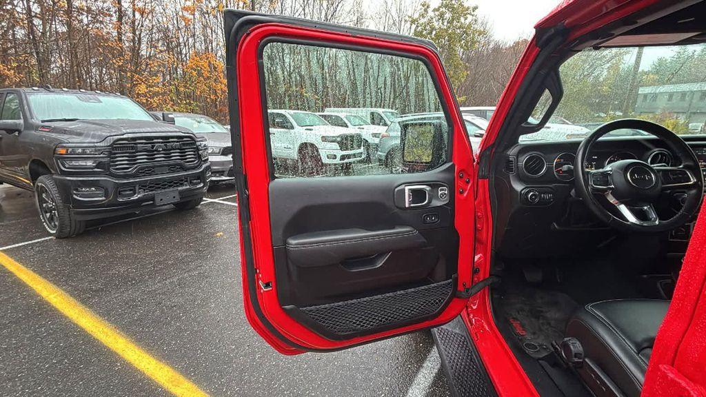 used 2022 Jeep Wrangler Unlimited car, priced at $36,977