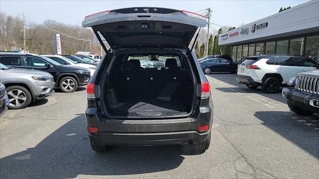 used 2018 Jeep Grand Cherokee car, priced at $15,963