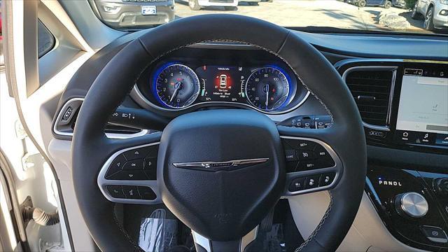 used 2023 Chrysler Pacifica car, priced at $25,574
