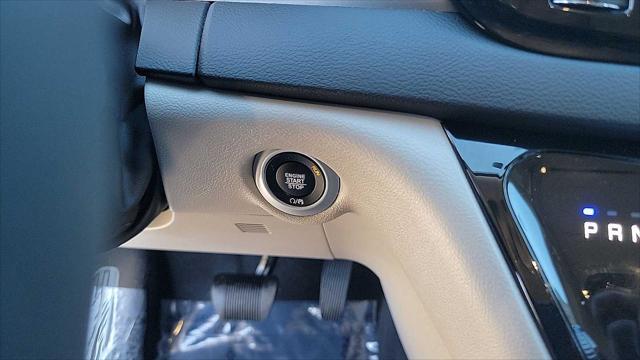 used 2023 Chrysler Pacifica car, priced at $25,574