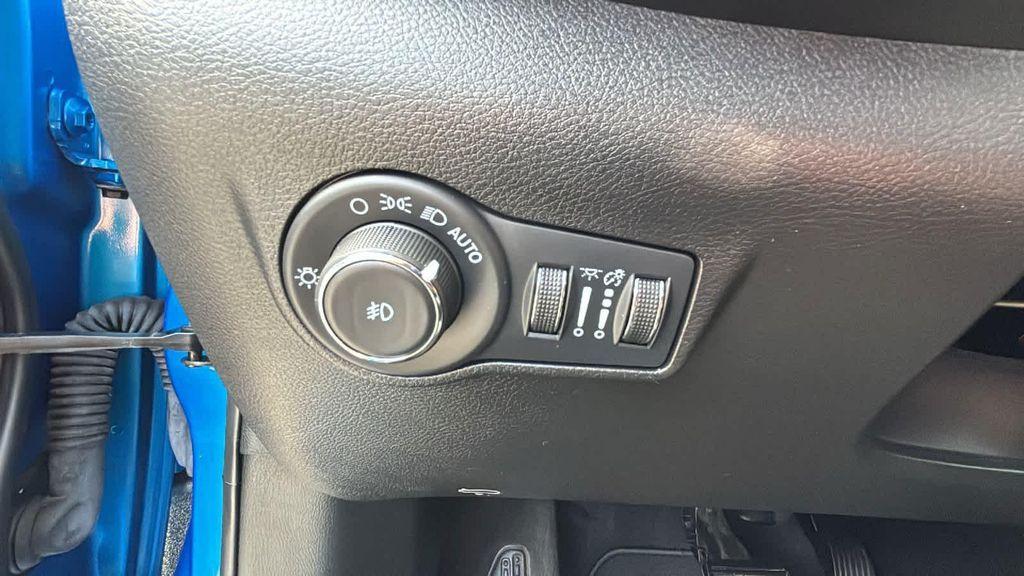 used 2022 Jeep Compass car, priced at $24,977