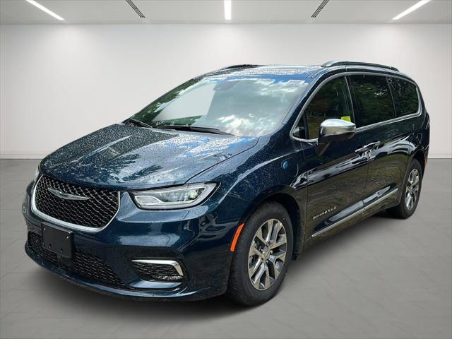 new 2023 Chrysler Pacifica car, priced at $52,342