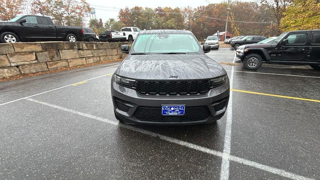 used 2022 Jeep Grand Cherokee car, priced at $32,277