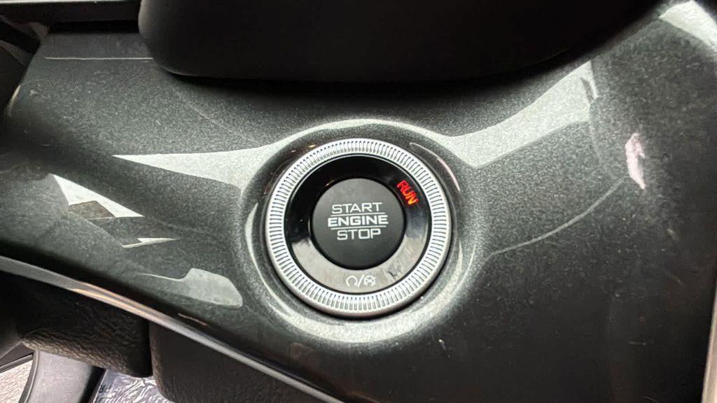 used 2022 Jeep Grand Cherokee car, priced at $32,277