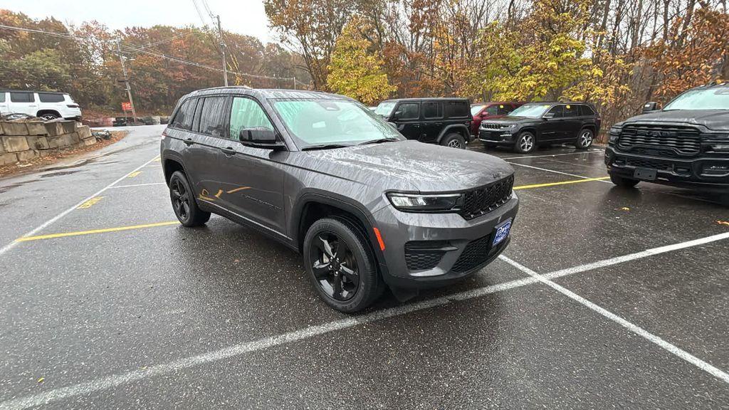 used 2022 Jeep Grand Cherokee car, priced at $32,277