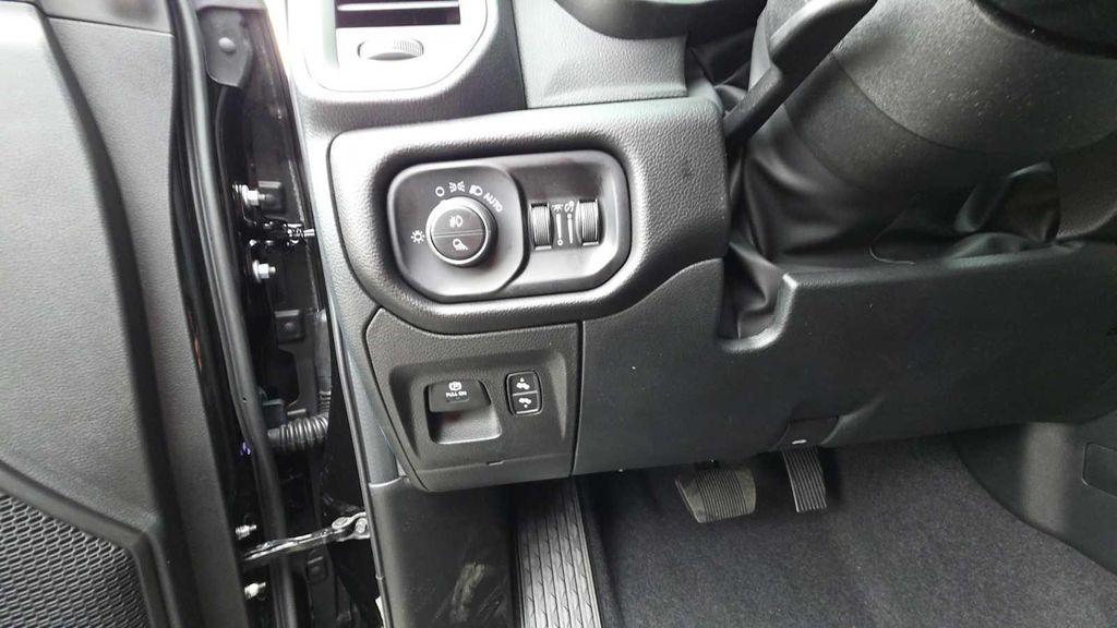 new 2025 Ram 1500 car, priced at $56,846