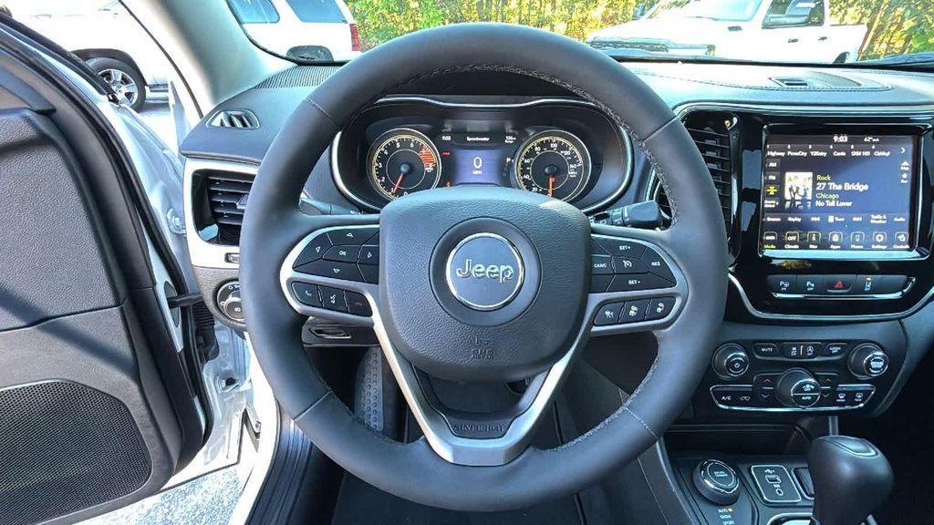 used 2022 Jeep Cherokee car, priced at $27,977