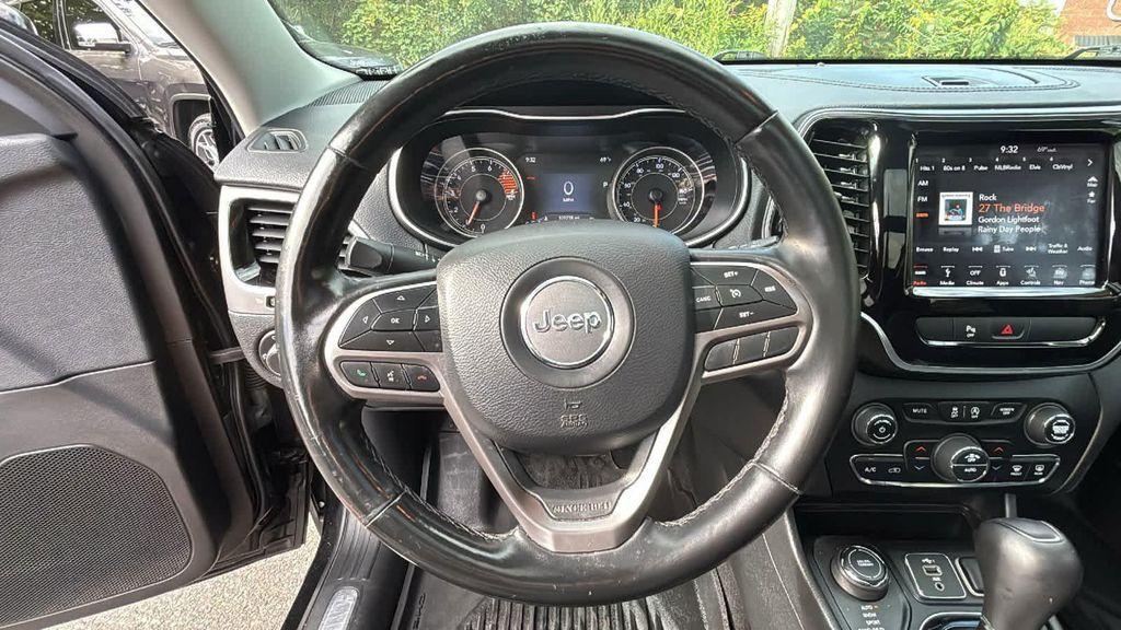 used 2019 Jeep Cherokee car, priced at $16,977