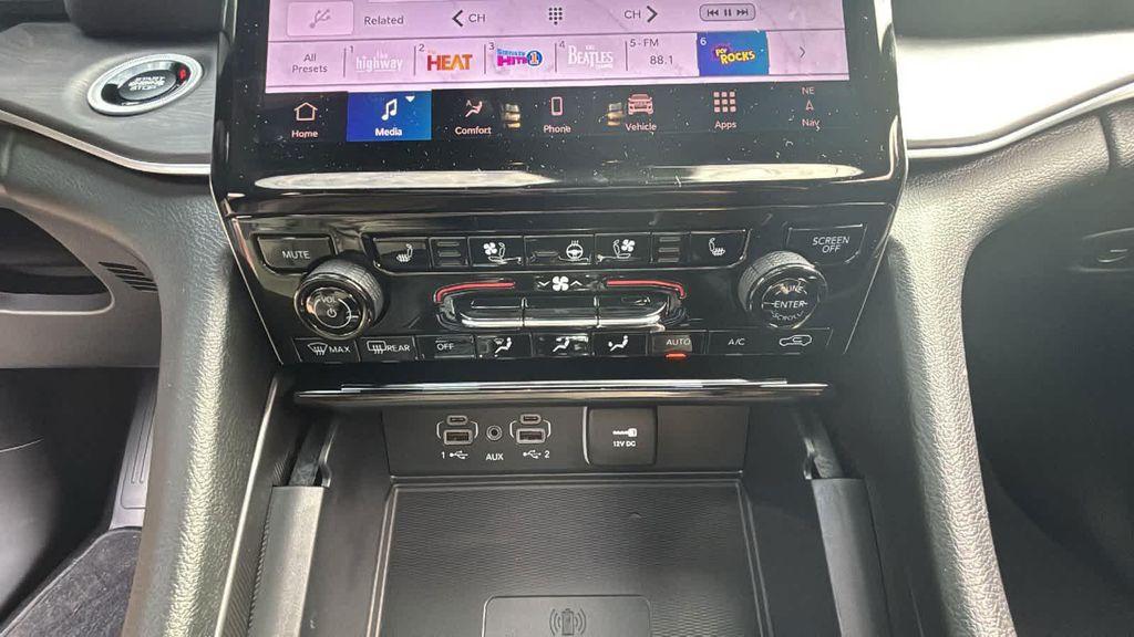 new 2025 Jeep Grand Cherokee L car, priced at $53,718