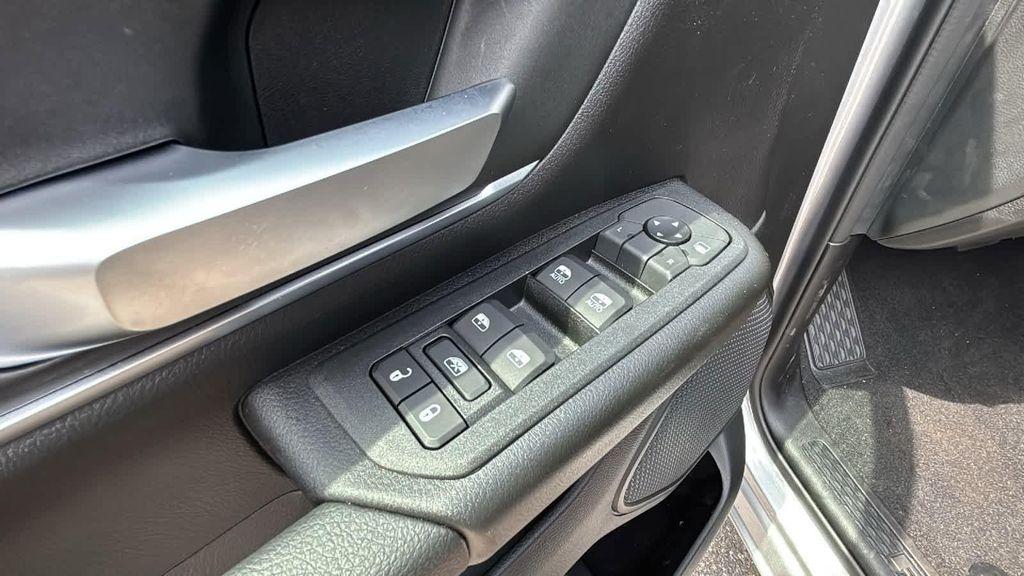 new 2025 Ram 1500 car, priced at $59,420
