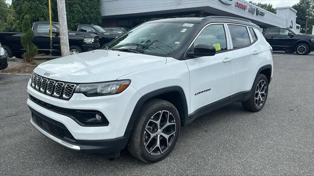 new 2024 Jeep Compass car, priced at $33,042