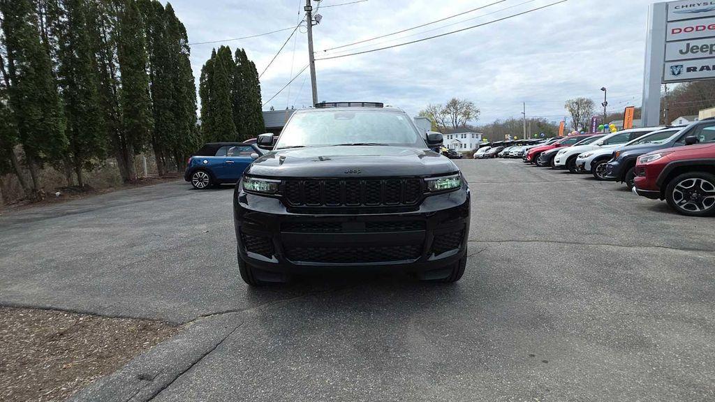 new 2025 Jeep Grand Cherokee L car, priced at $48,648
